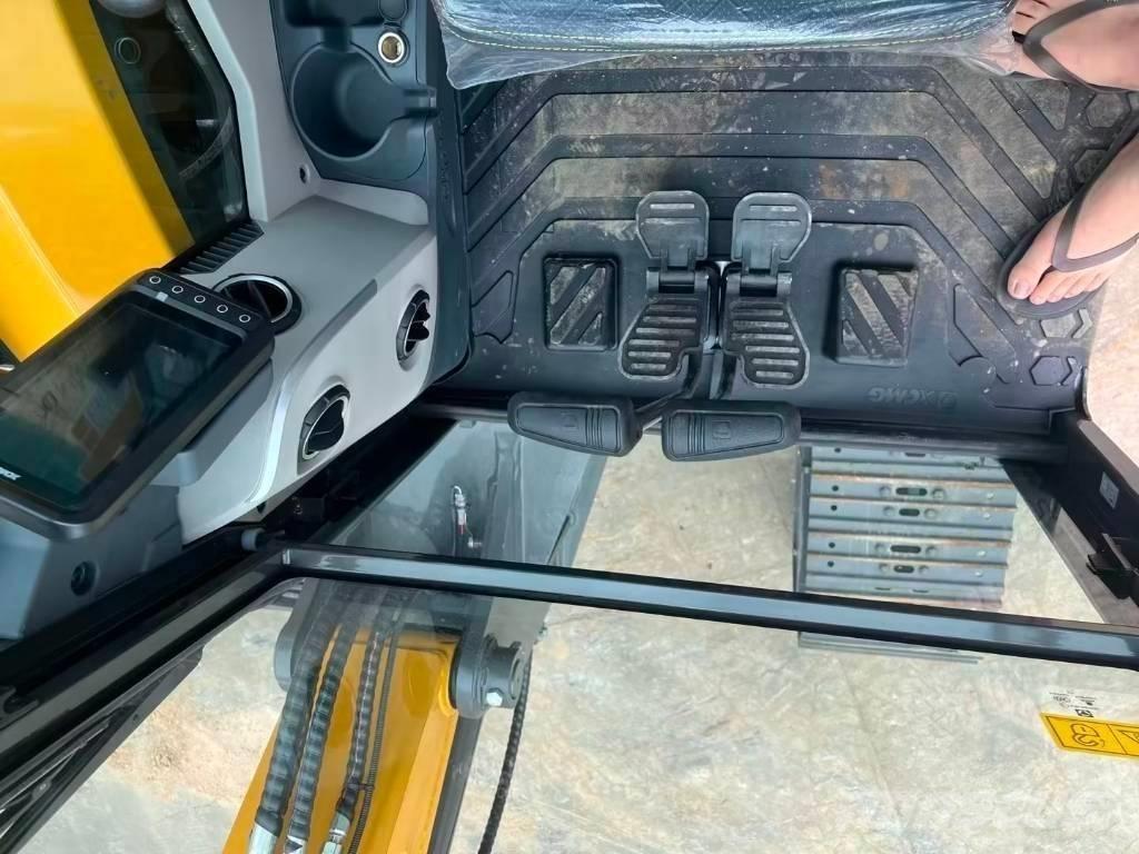 XCMG XE 55 GA 대형 굴삭기 29톤 이상