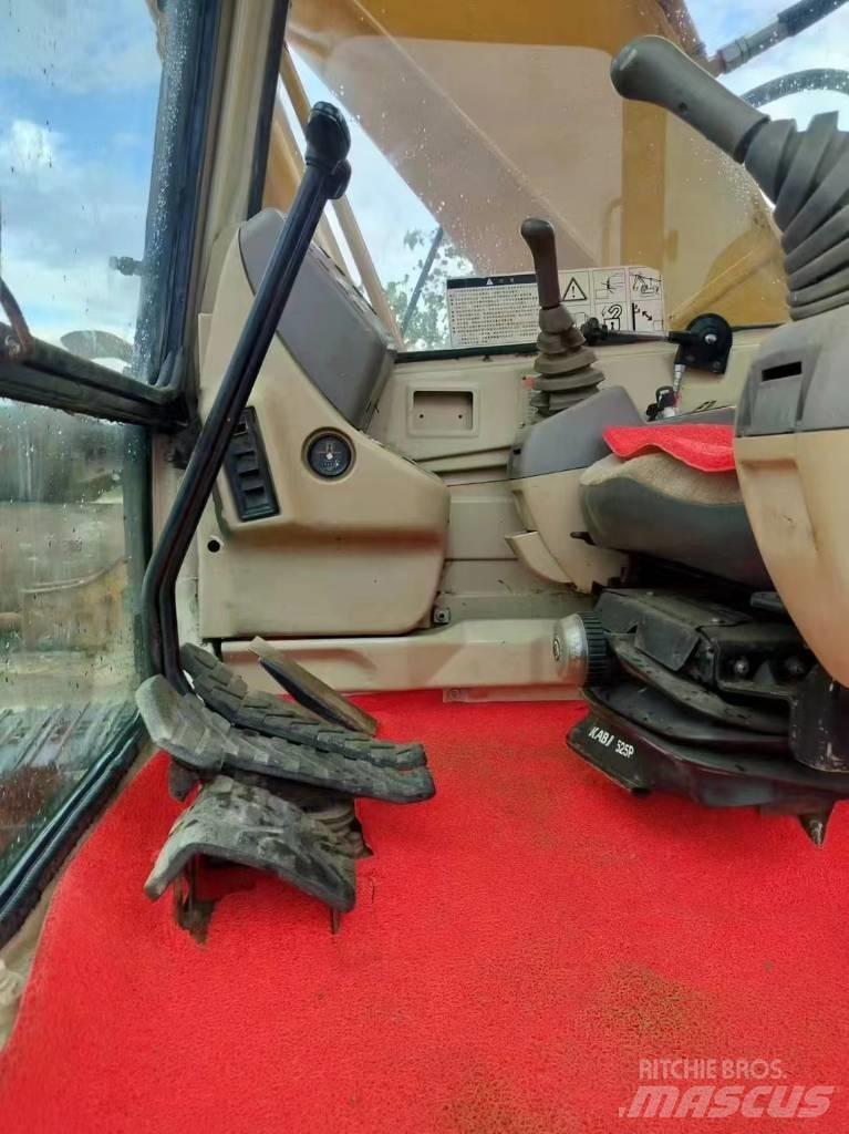 CAT 320 B L 대형 굴삭기 29톤 이상