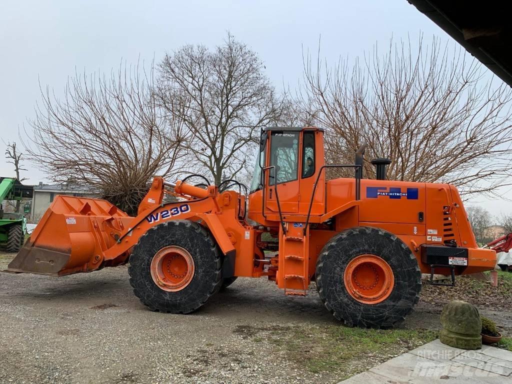 Fiat-Hitachi W230  휠로우더