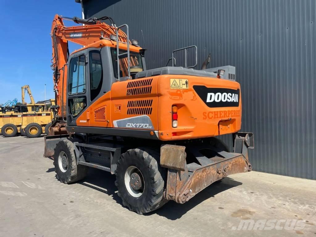 Doosan DX170W-5  휠 굴삭기
