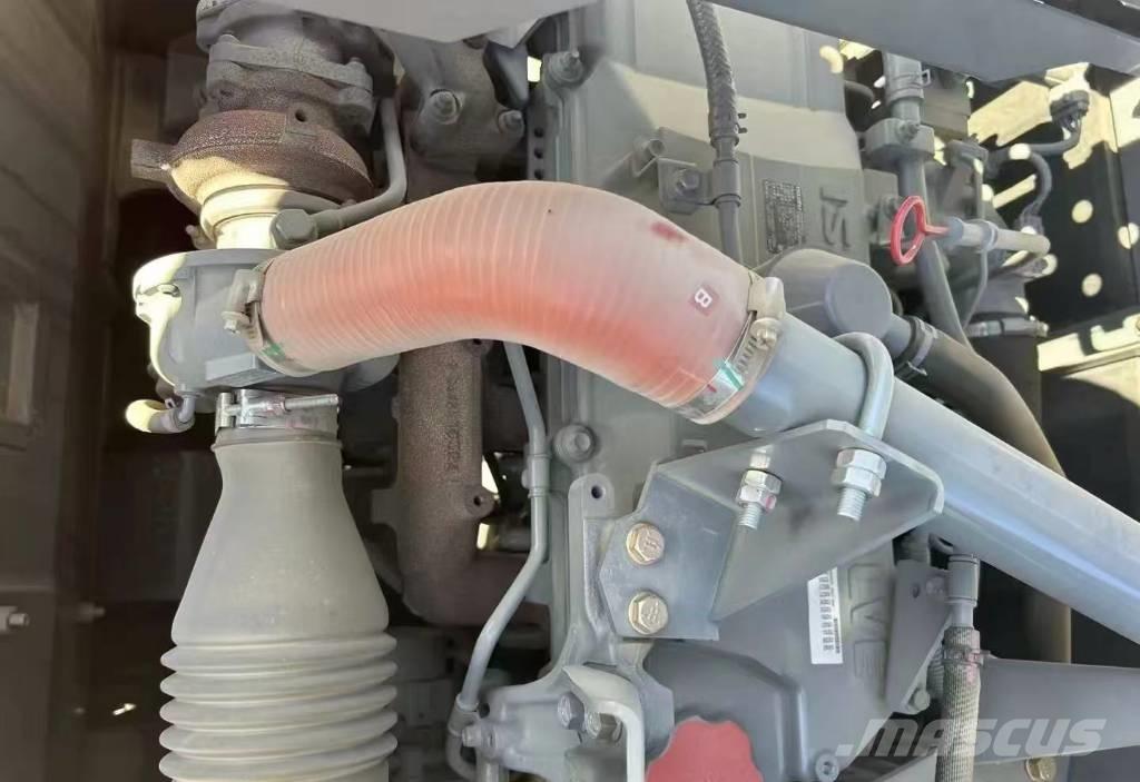 Hitachi 250 대형 굴삭기 29톤 이상