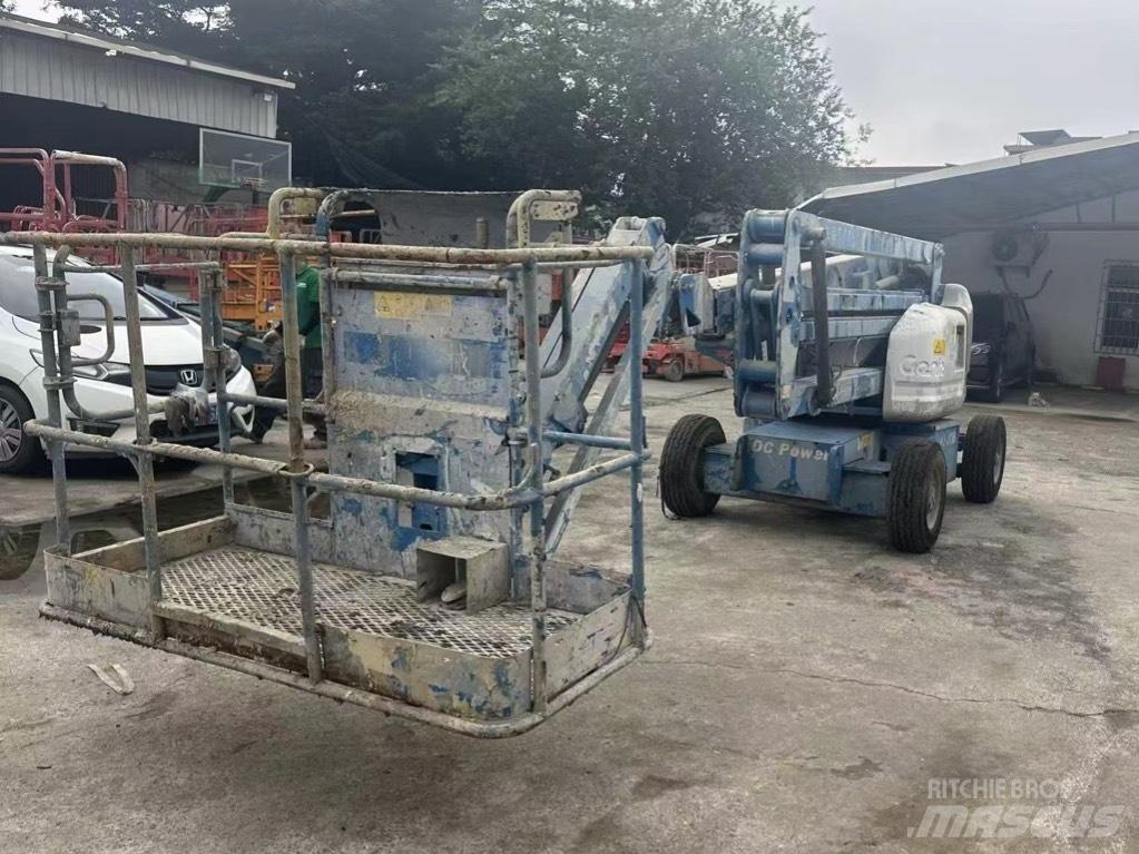 Genie Z 45/25 관절형 전동이동 리프트