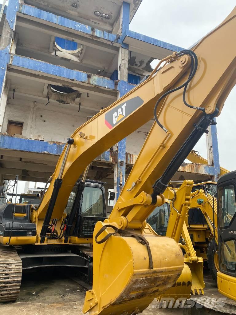 CAT 330 D 대형 굴삭기 29톤 이상