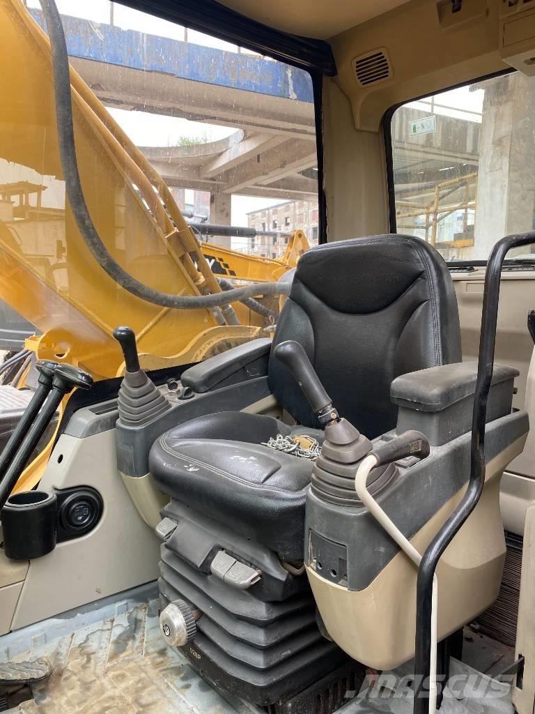 CAT 330 D 대형 굴삭기 29톤 이상