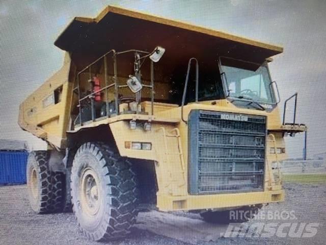 Komatsu HD 605-7 초대형 덤프 트럭