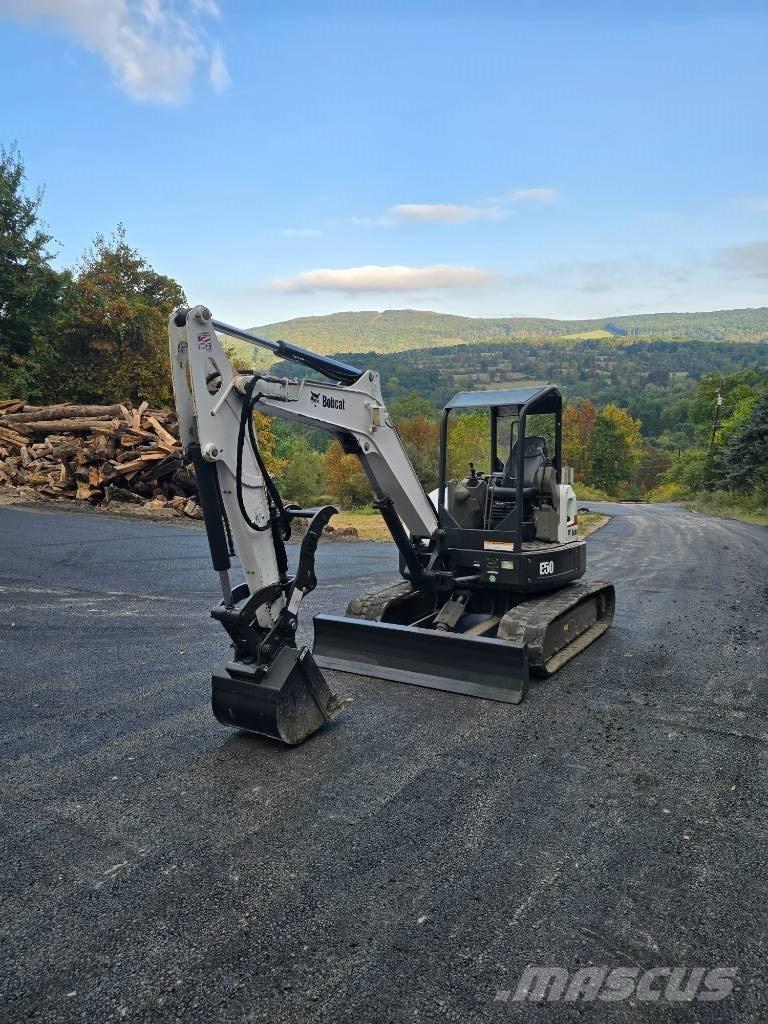Bobcat E 50 소형 굴삭기 7톤 미만