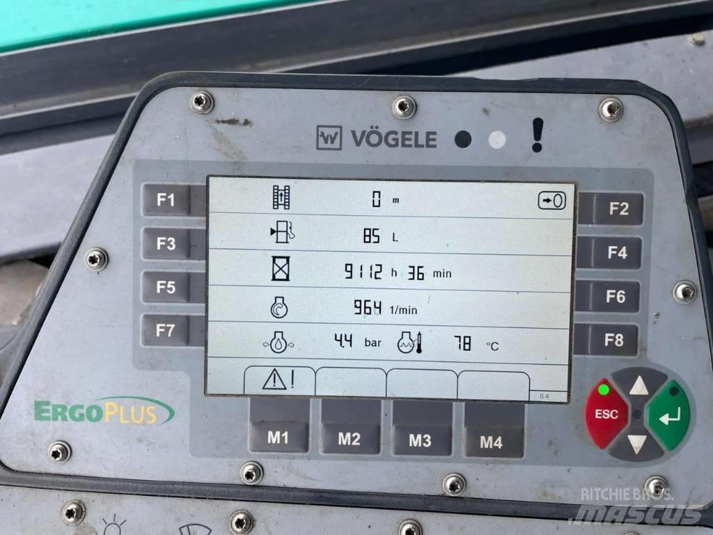 Vögele SUPER 1900-2 아스팔트 포장장비