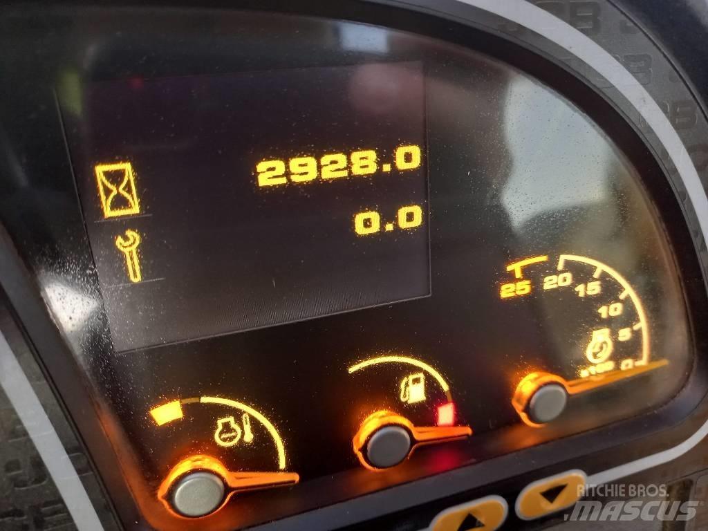 JCB 535-125 텔러 핸들러