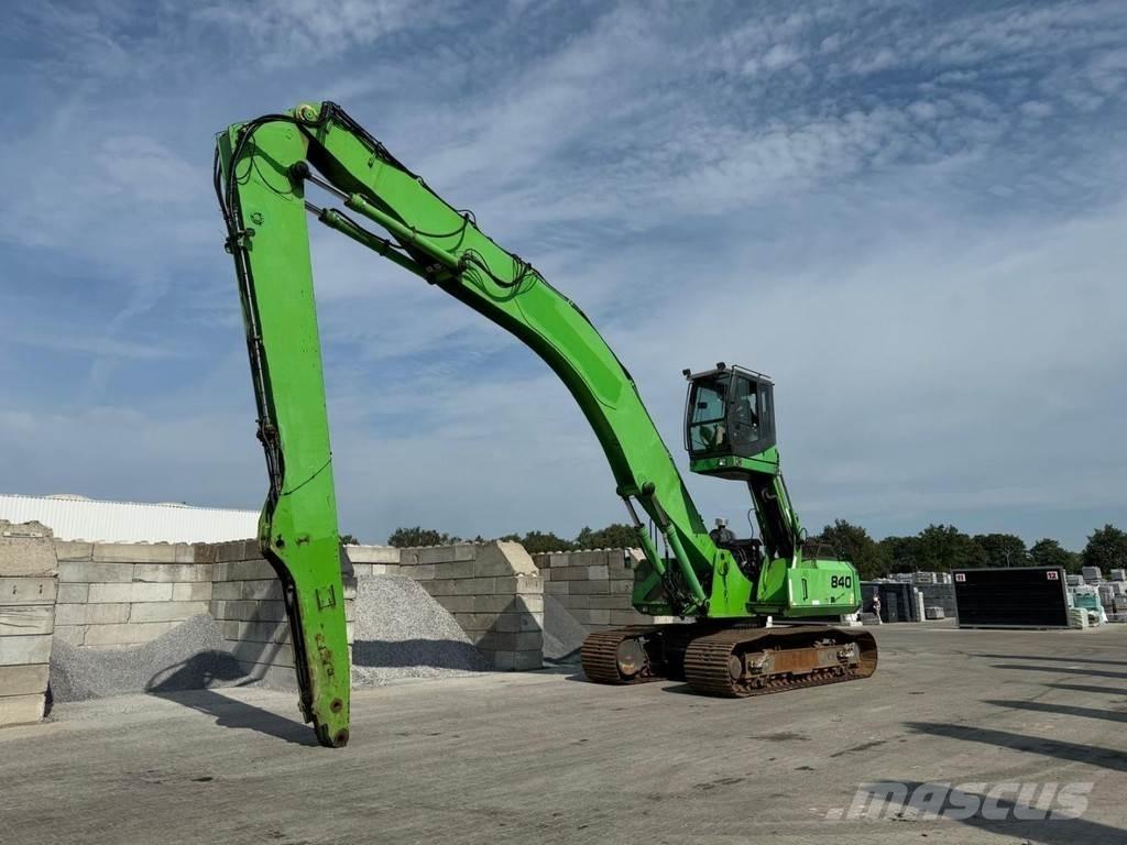 Sennebogen 840R 폐기물/산업 처리기