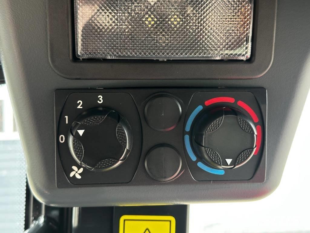 Yanmar V 7  휠로우더