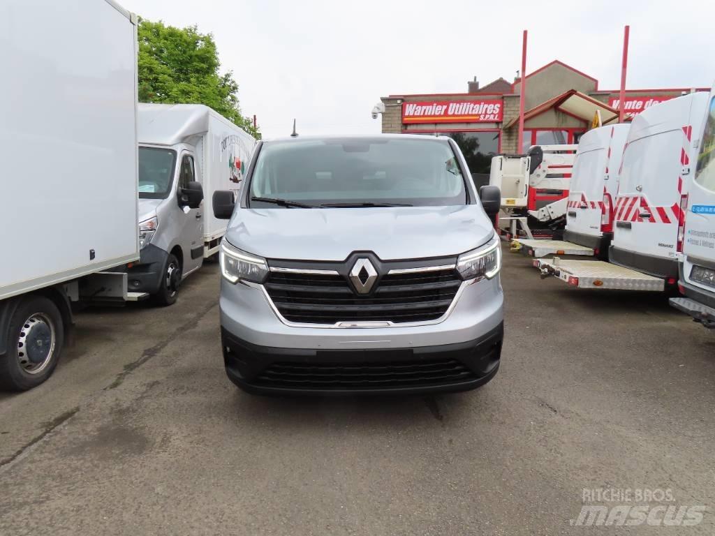 Renault Trafic 패널 화물차