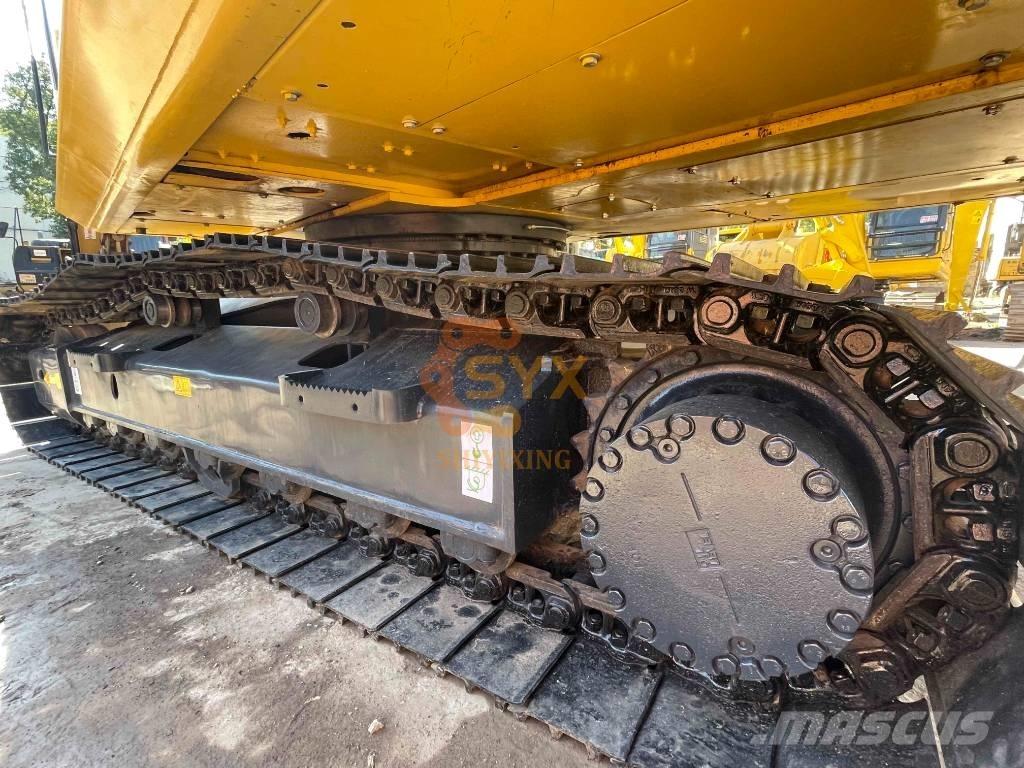 Komatsu PC 200-8 대형 굴삭기 29톤 이상