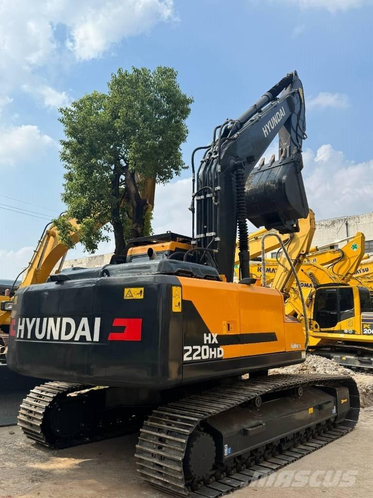 Hyundai HX220HD 중형굴삭기 7톤-28톤