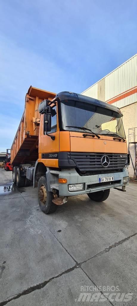 Mercedes-Benz 3340 덤프 트럭