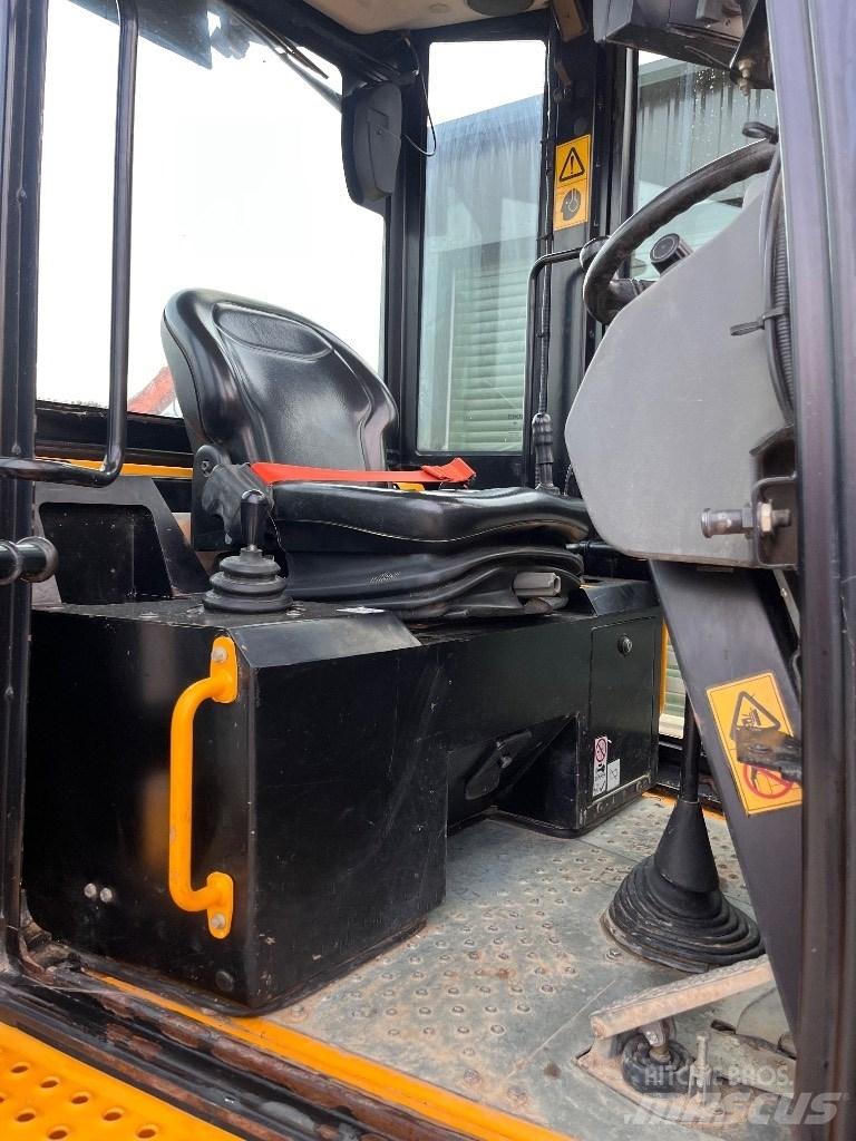 JCB TA6S 건설현장 덤프트럭