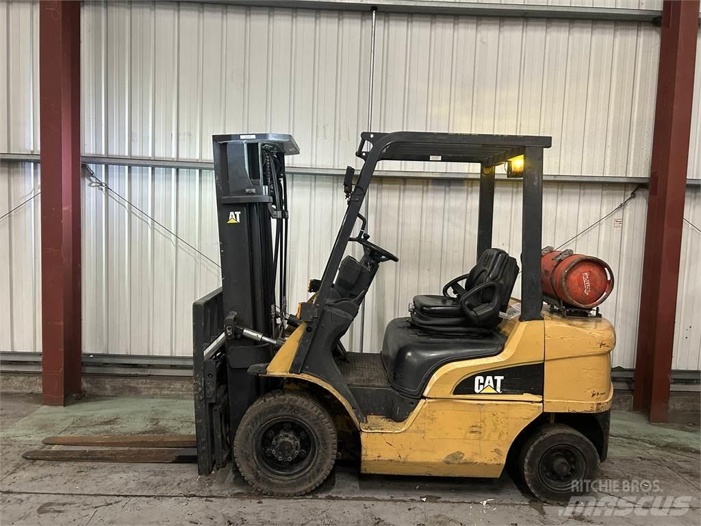 CAT GP25NT LPG 지게차