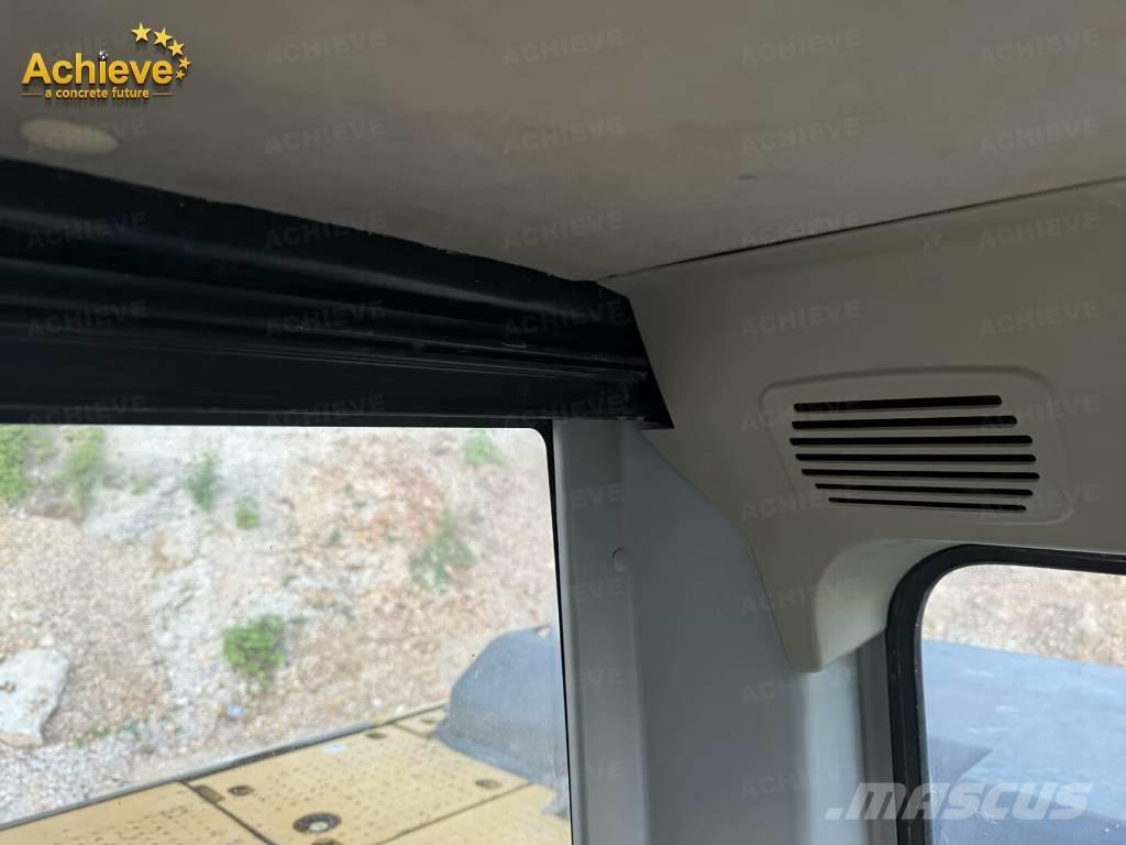 CAT 318DL 대형 굴삭기 29톤 이상