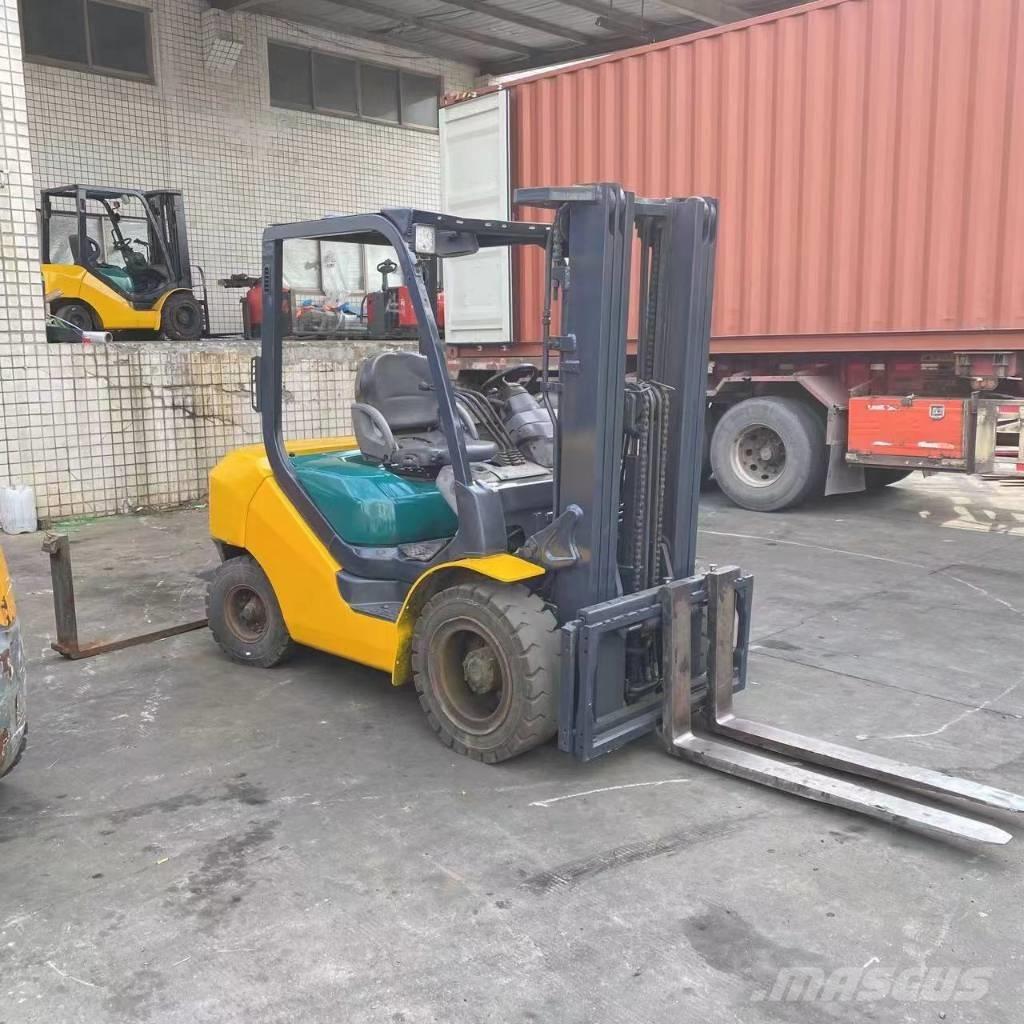Komatsu FD 50-6 디젤 지게차