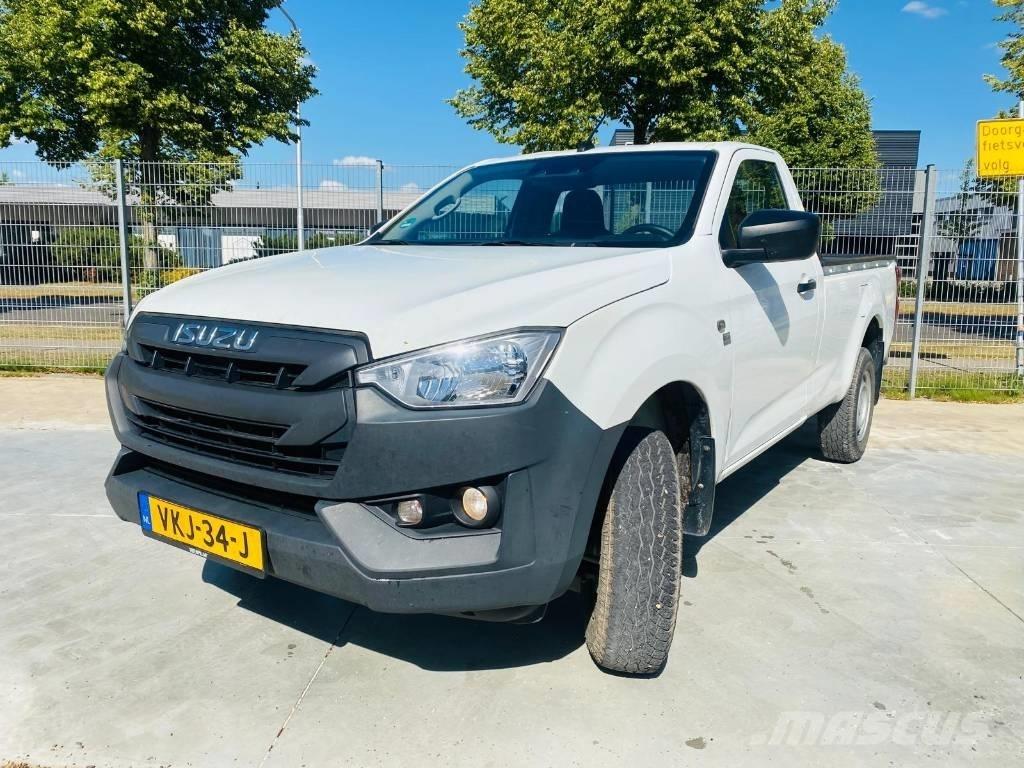 Isuzu D-Max Socage 자동차