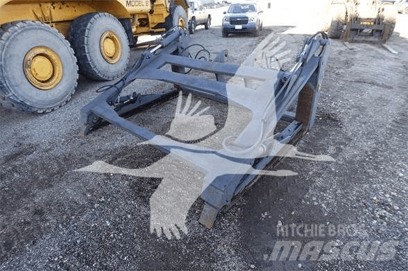 Bobcat 74 버켓