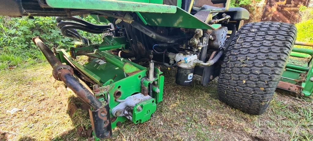 John Deere 2653 B 페어웨이 잔디깎기