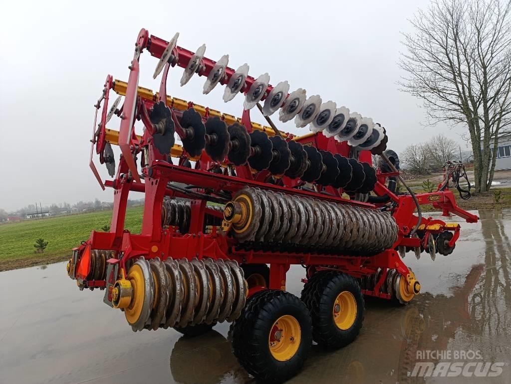 Väderstad Carrier820 디스크 하로우(쇄토기)