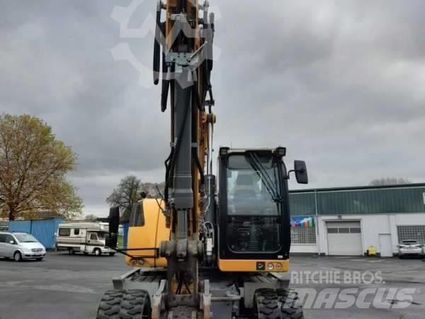 Liebherr A 920  휠 굴삭기