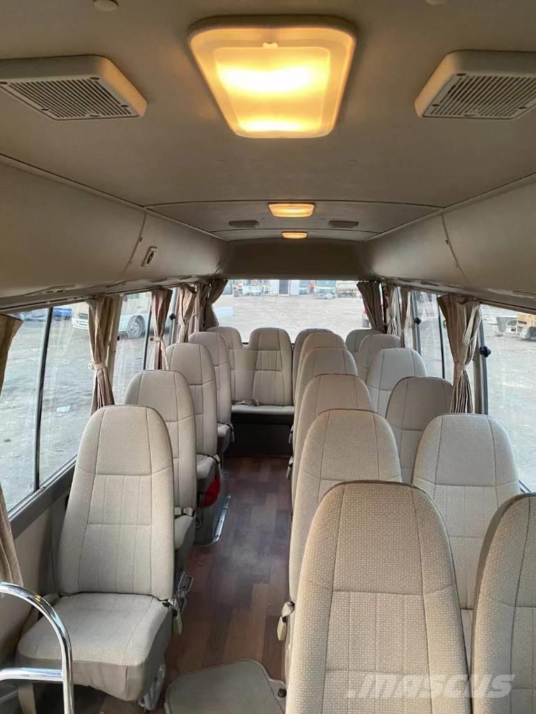 Toyota Coaster Bus 미니 버스