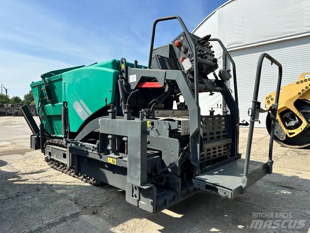 Vögele S 800 아스팔트 포장장비