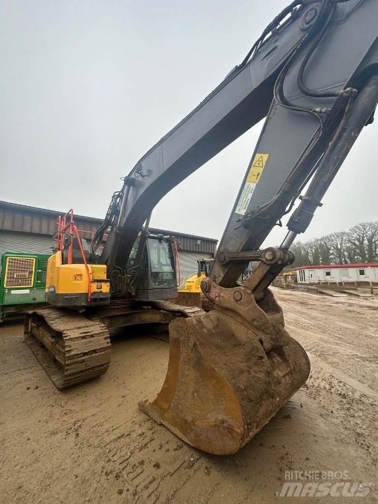 Volvo ECR355EL 대형 굴삭기 29톤 이상