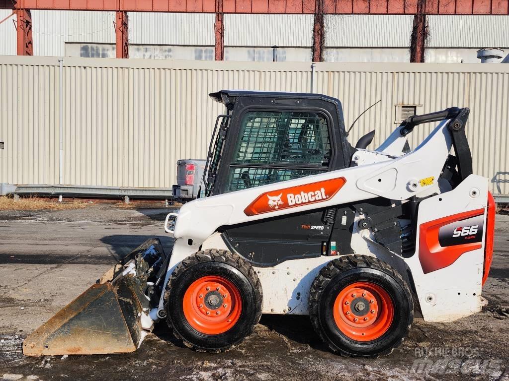 Bobcat S 66  스키드로더
