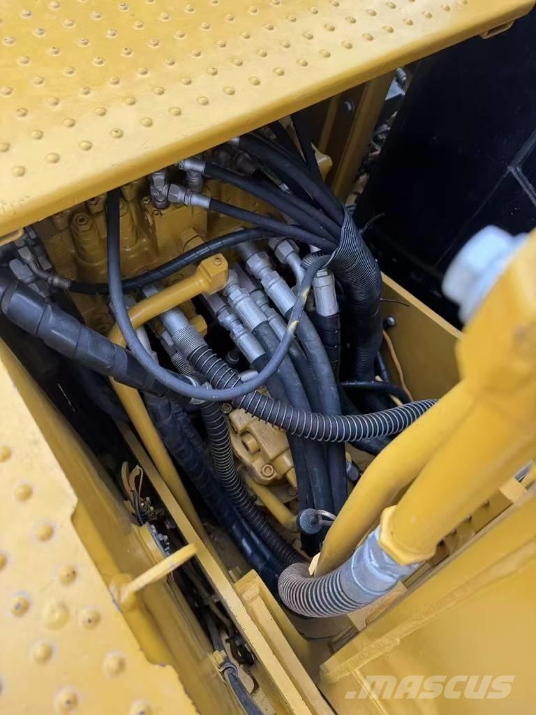 CAT 312 대형 굴삭기 29톤 이상