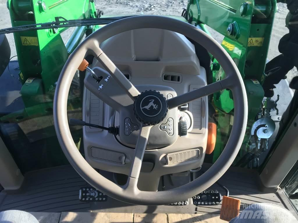 John Deere 6100 M 트랙터