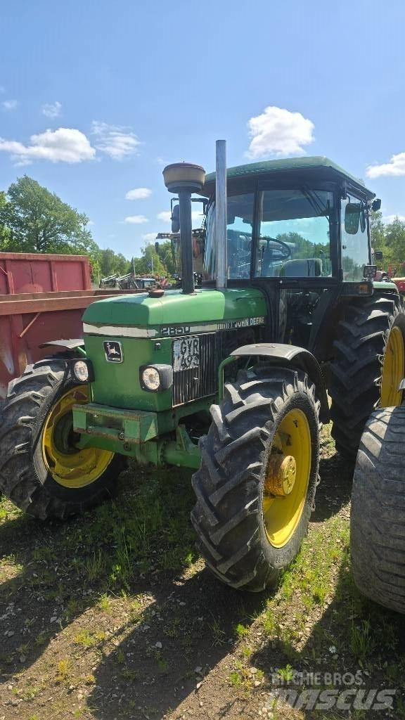 John Deere 2850 트랙터