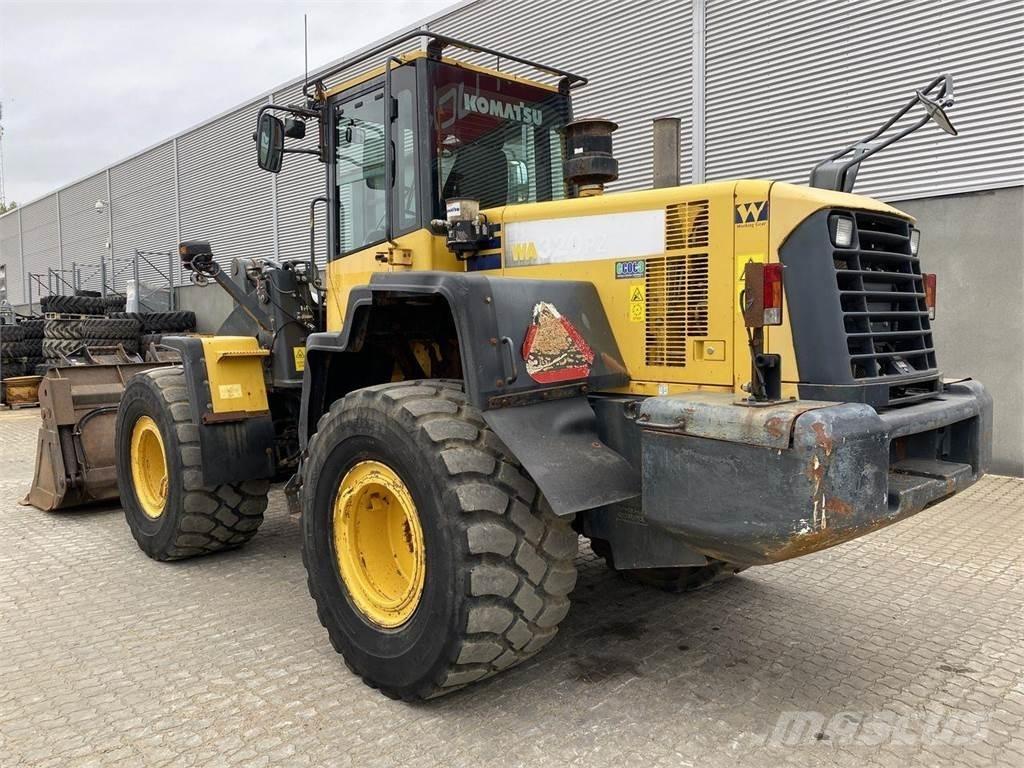 Komatsu WA320PZ-6  휠로우더
