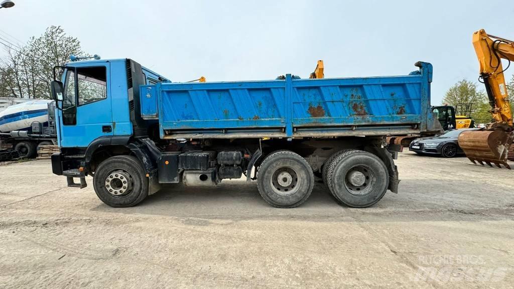 Iveco Magirus 260 덤프 트럭