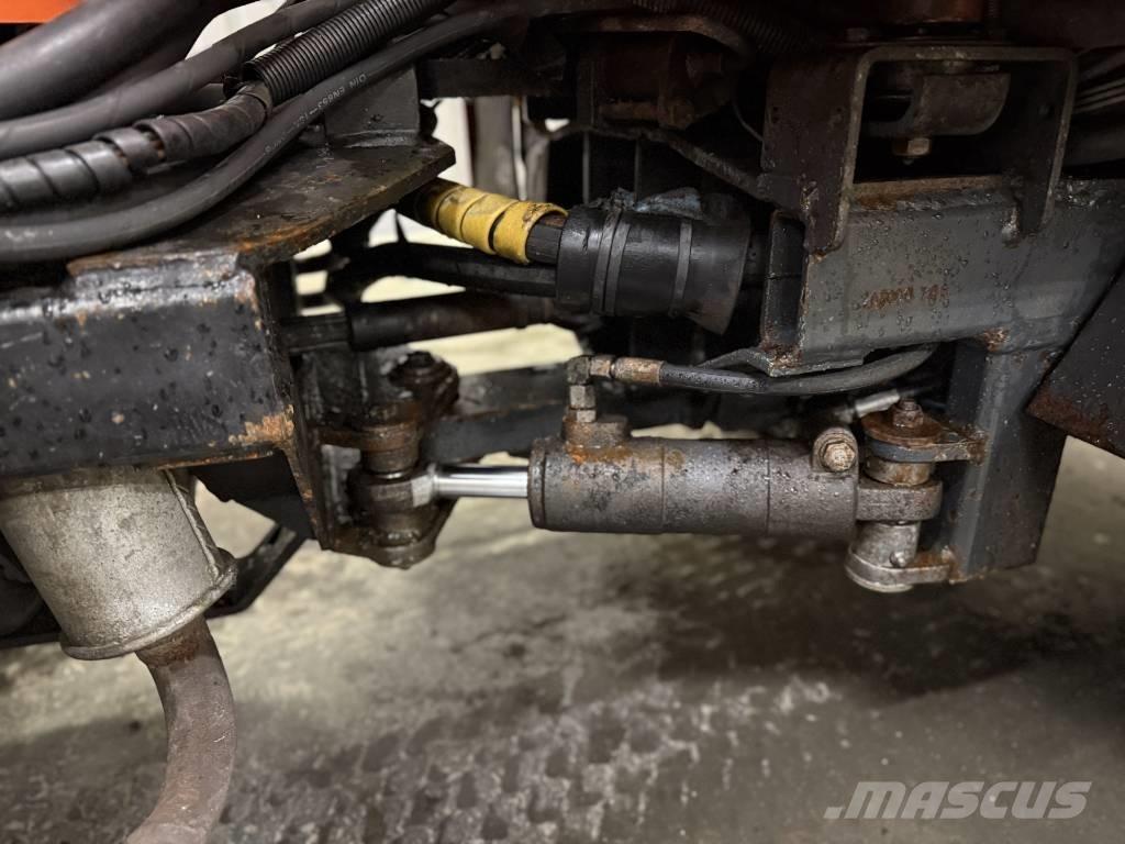 Holder C 240 다목적 장비