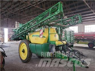 John Deere 732 견인형 분무기