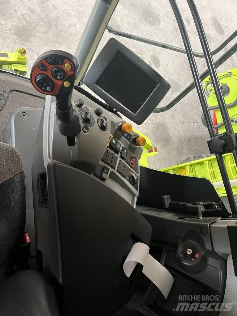 CLAAS LEXION 770 콤바인 수확기