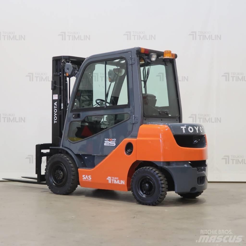 Toyota 52-8FDF25 디젤 지게차
