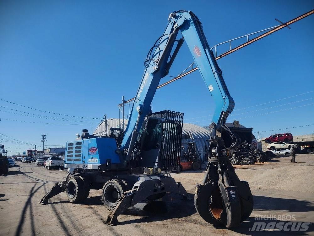 Fuchs MLH320 폐기물/산업 처리기