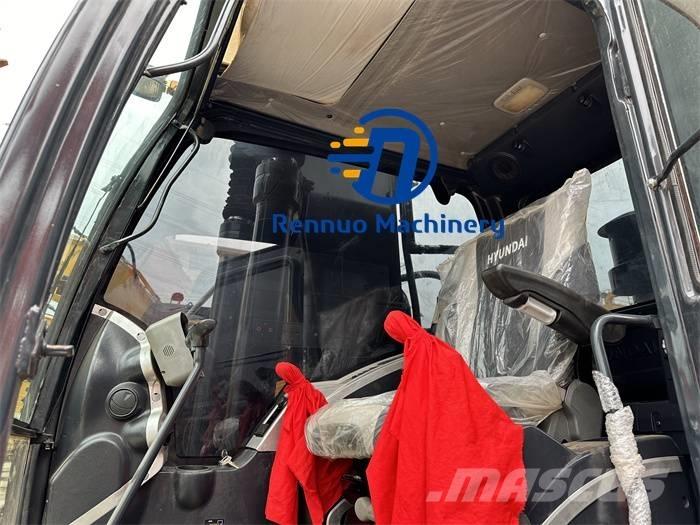 Hyundai R220LC-9S 대형 굴삭기 29톤 이상