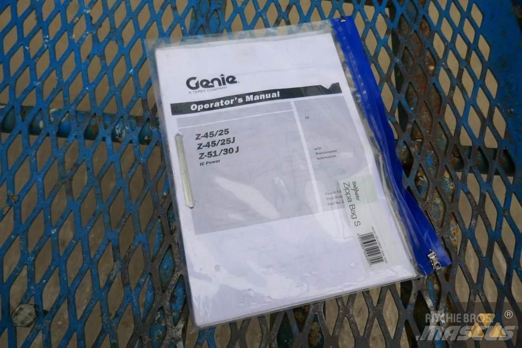 Genie Z-45/25 관절형 전동이동 리프트
