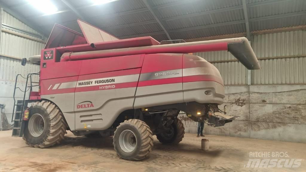 Massey Ferguson 9280 콤바인 수확기