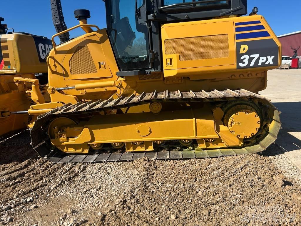 Komatsu D37PX-23 크롤러 도저