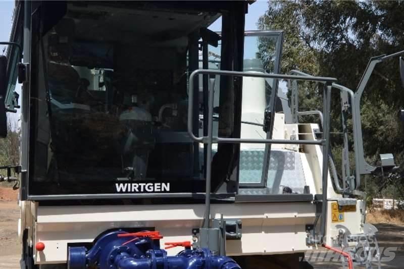 Wirtgen W240 기타 트럭