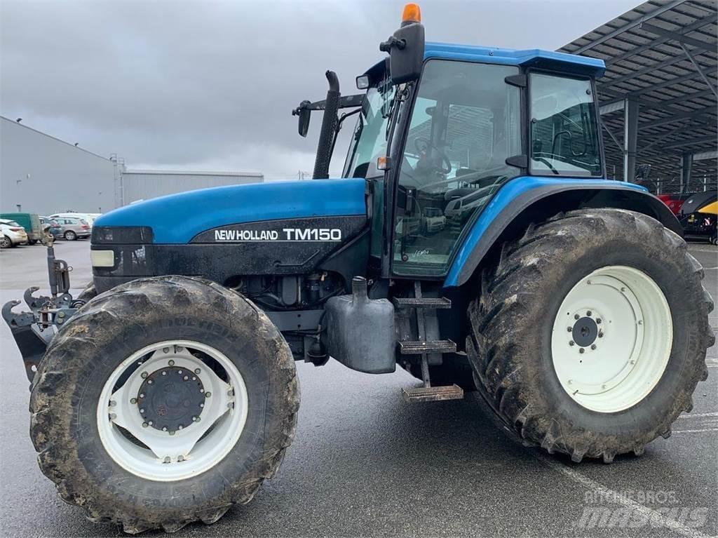 New Holland TM150 트랙터