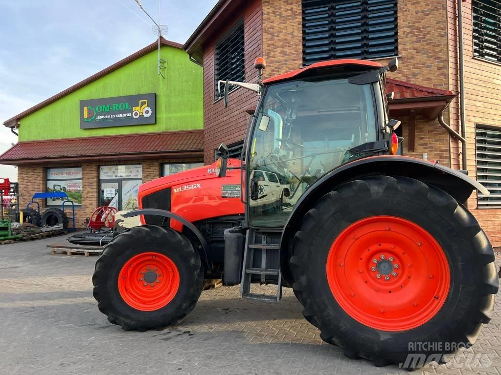 Kubota M 135 GX 트랙터