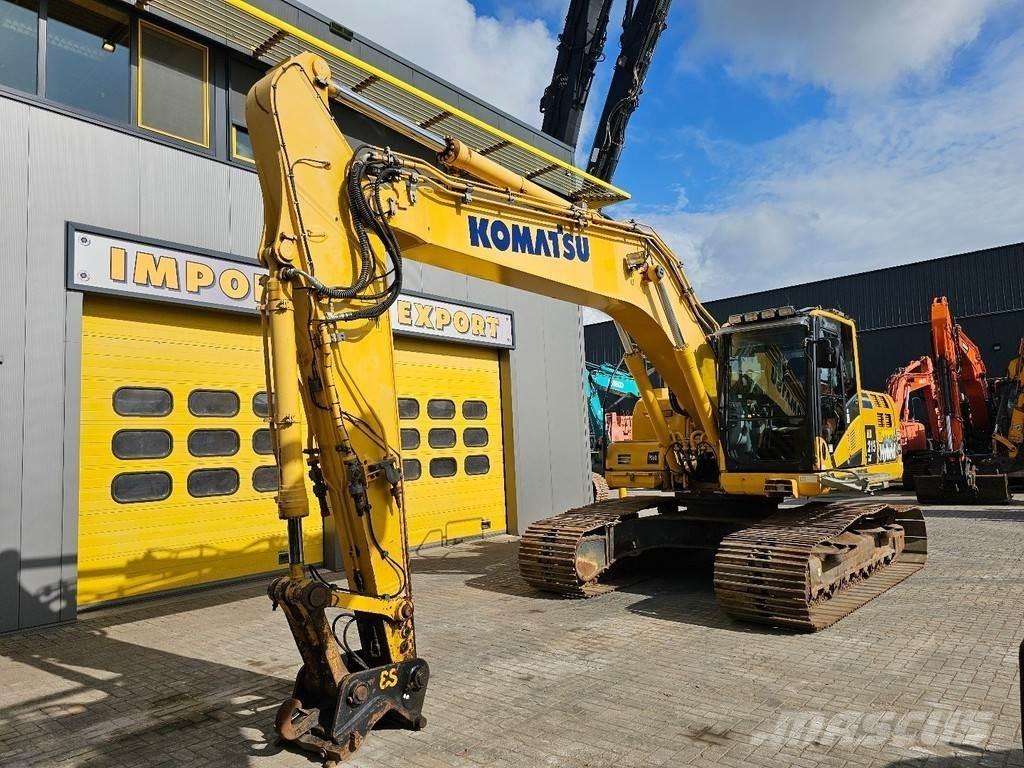 Komatsu HB215LC-2 대형 굴삭기 29톤 이상