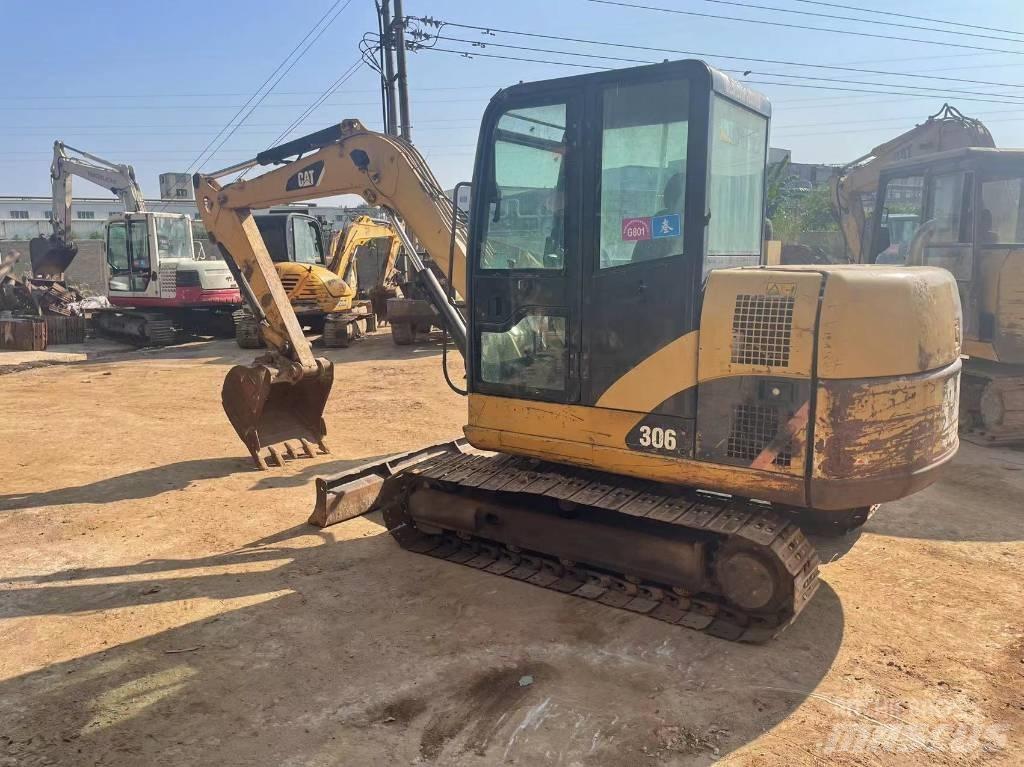 CAT 306 대형 굴삭기 29톤 이상